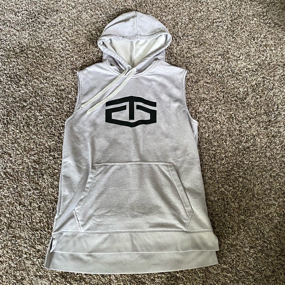 TAPOUT Sleeveless Athletic Hoodie